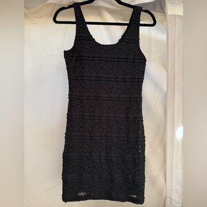 Black Lace bodycon dress
Size M